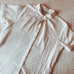 Madewell white button on up top🤍